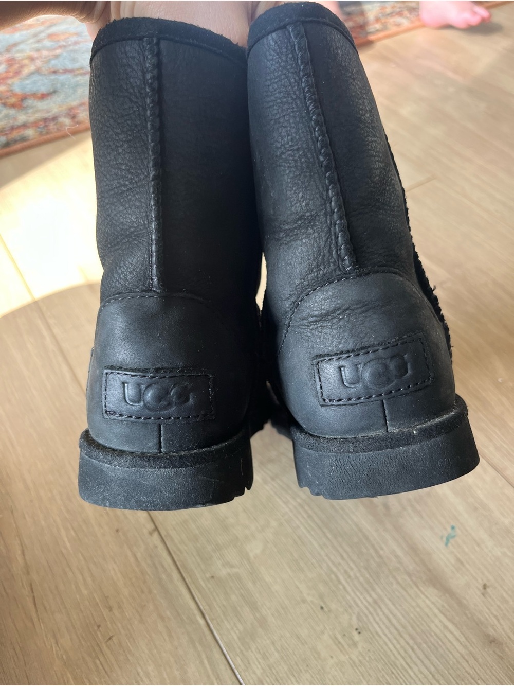 Youth girls UGGs